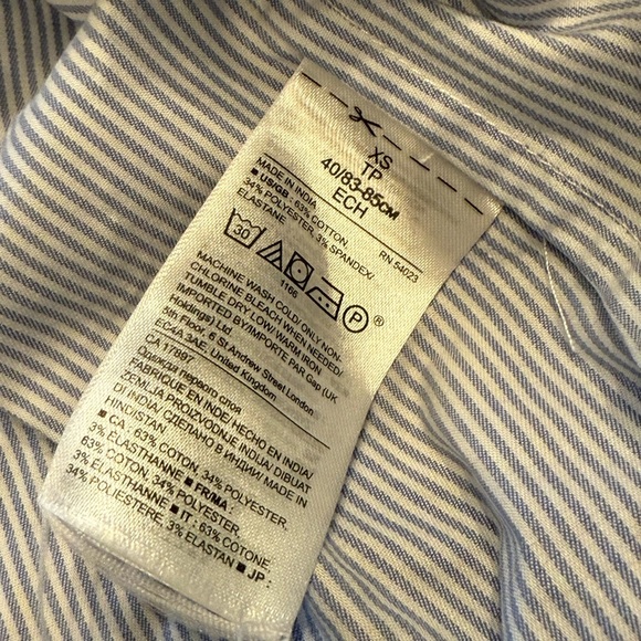 Banana Republic Oversized Blue Striped Button Down Shirt - Picture 3 of 5